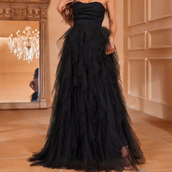 Black Preppy Womens Solid Ruched Tube Wedding Dress - Picture 3 of 5